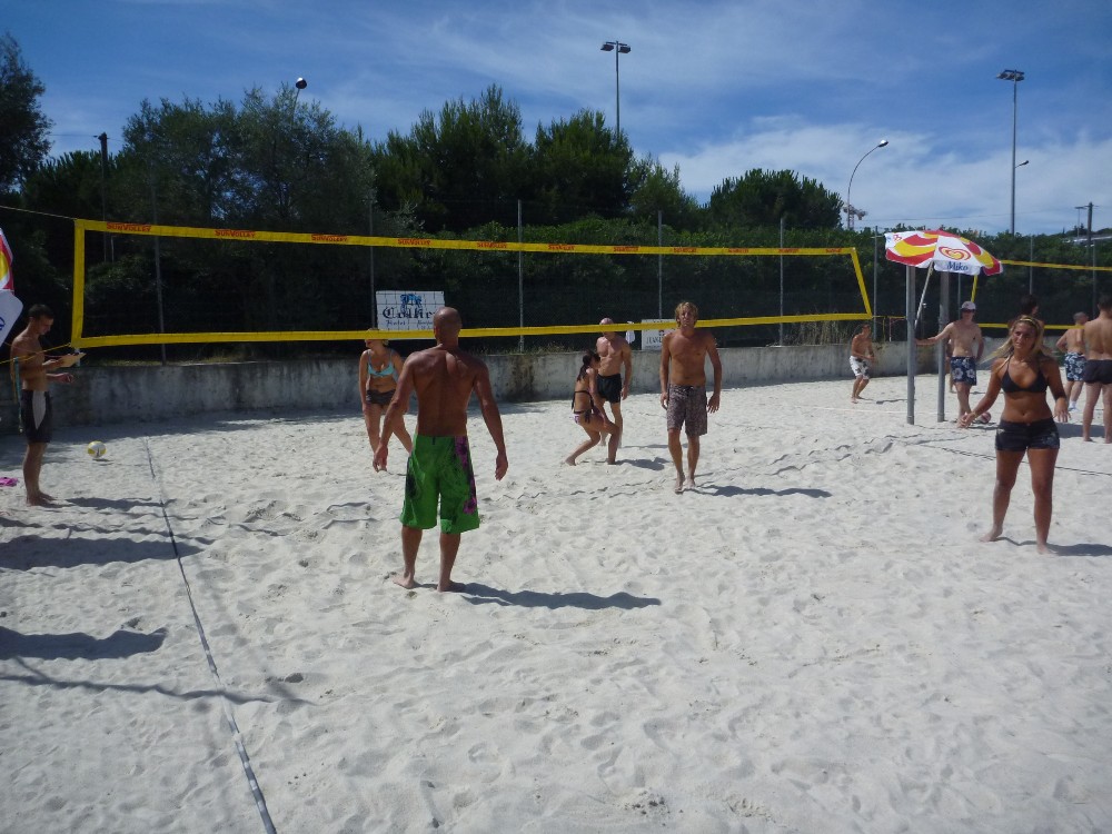 gal/saison 2009-2010/tournoi_beach_3x3/P1040020.JPG